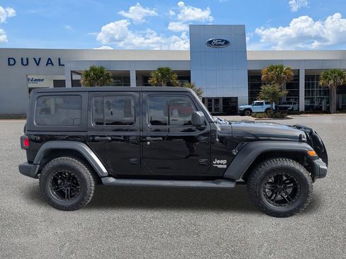 Used 2020 Jeep Wrangler Unlimited Sport S image 3