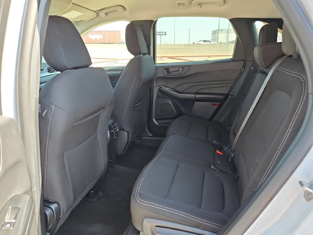 Used 2025 Ford Escape Active AWD/4WD image 24