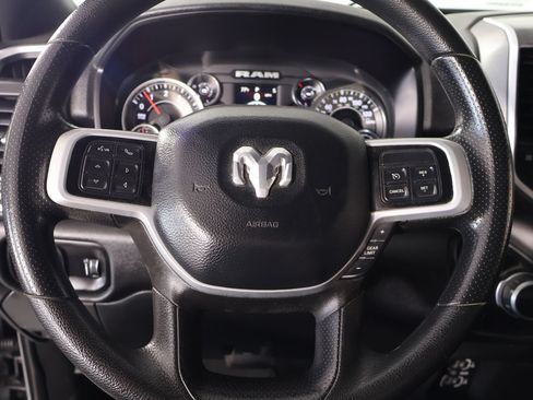 Used 2022 RAM 2500 Big Horn AWD/4WD image 3