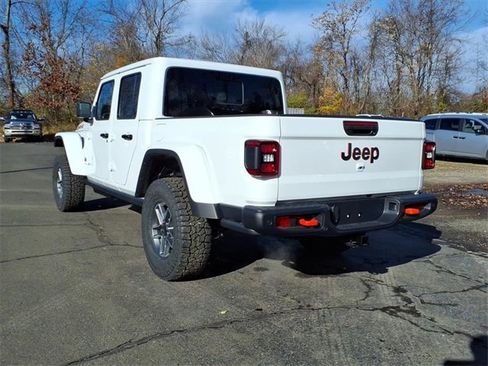 New 2026 Jeep Gladiator Mojave image 6
