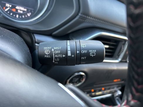 Used 2024 MAZDA CX-5 Carbon Edition image 29