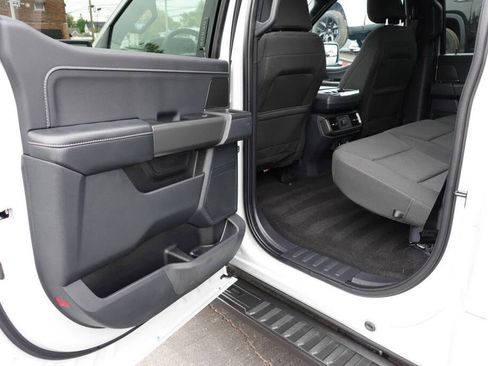 Used 2024 Ford F150 XLT w/ XLT Black Appearance Package AWD/4WD image 21