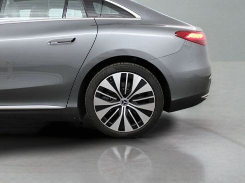 Used 2025 Mercedes-Benz EQE 350+ 4MATIC Sedan image 13