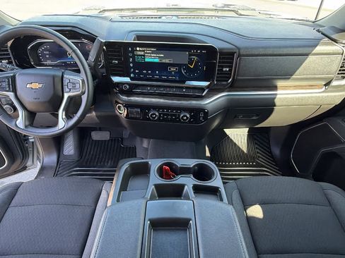 Used 2025 Chevrolet Silverado 3500 LT AWD/4WD image 26