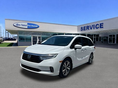 Used 2021 Honda Odyssey Touring image 3