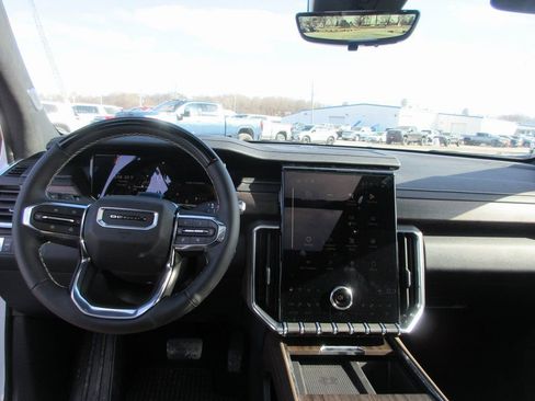 New 2026 GMC Acadia Denali Ultimate image 17