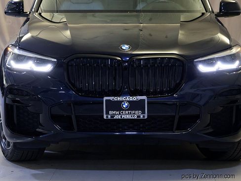 Used 2023 BMW X5 xDrive40i w/ M Sport Package AWD/4WD image 6