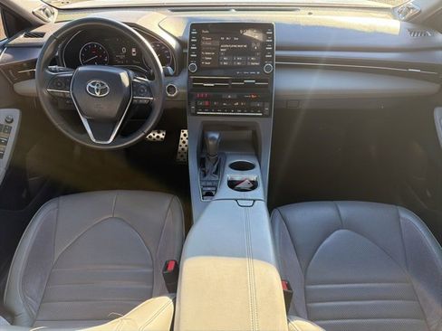 Certified 2019 Toyota Avalon XSE image 12