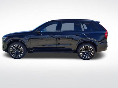 New 2026 Volvo XC90 T8 Ultra w/ Protection Package Premier AWD/4WD image 4