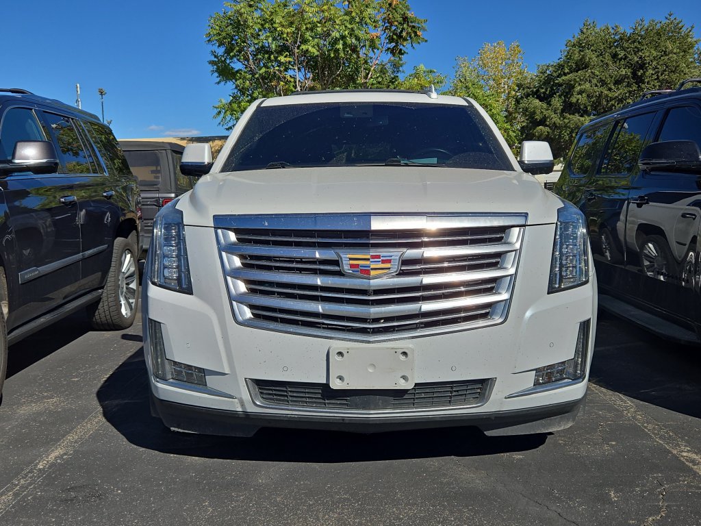 Used 2016 Cadillac Escalade ESV Platinum AWD/4WD image 2