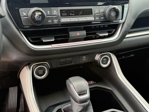 Used 2026 Toyota Grand Highlander AWD image 19