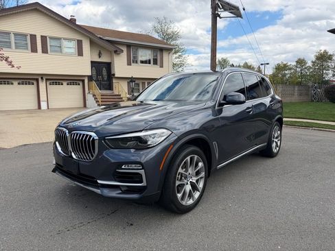 Used 2019 BMW X5 xDrive40i w/ Premium Package 2 AWD/4WD image 3