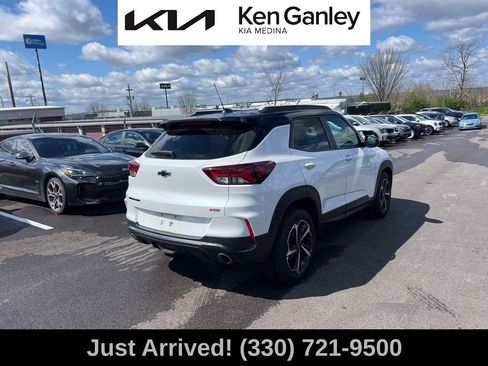 Used 2022 Chevrolet TrailBlazer RS FWD image 5