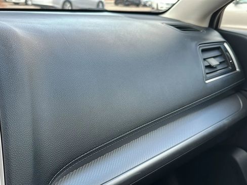 Used 2018 Subaru Legacy 2.5i Premium image 40