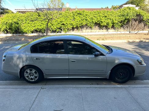 Used 2006 Nissan Altima 2.5 S w/ (P01) Special Edition Pkg image 7