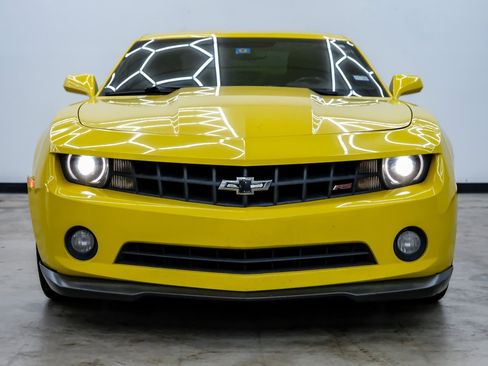 Used 2013 Chevrolet Camaro LT image 2