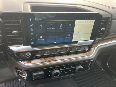 Used 2025 Chevrolet Silverado 2500 LT w/ Z71 Chrome Sport Edition image 31