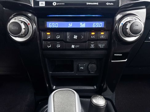 Used 2021 Toyota 4Runner TRD Pro AWD/4WD image 27