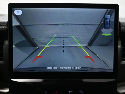 Used 2024 Ford Expedition XLT image 22