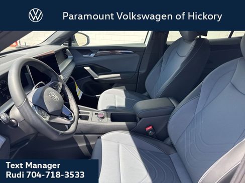New 2026 Volkswagen Tiguan SE R-Line AWD/4WD image 21