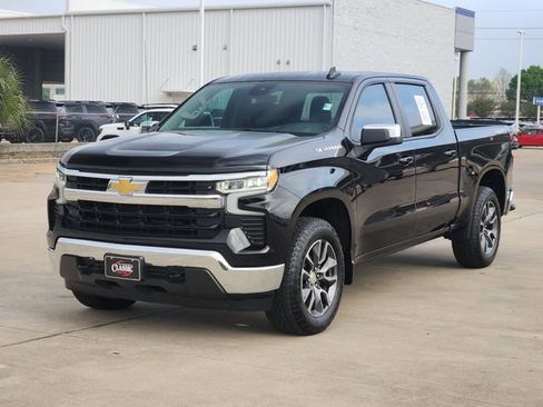 Certified 2024 Chevrolet Silverado 1500 LT image 3