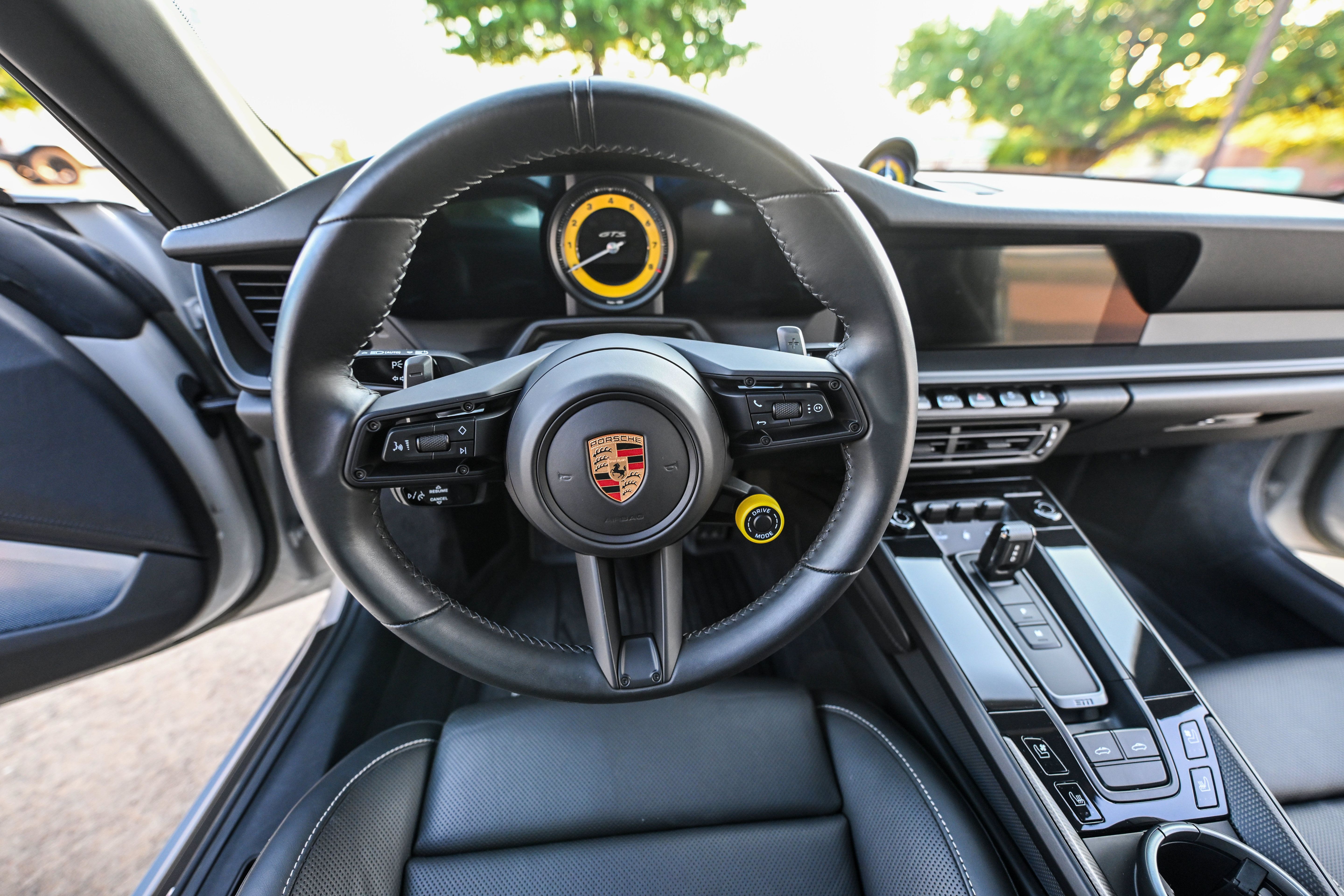Used 2022 Porsche 911 AWD/4WD image 90