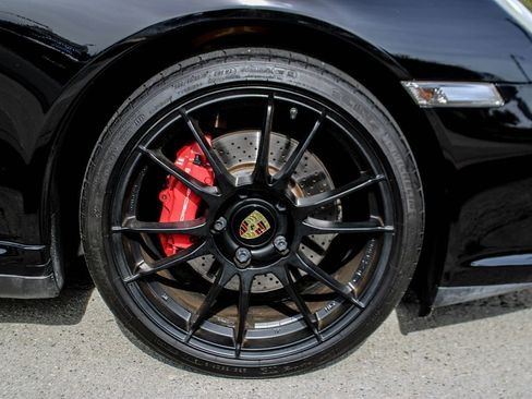 Used 2011 Porsche 911 Carrera 4S image 21