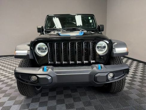 Used 2022 Jeep Wrangler Unlimited Rubicon 4xe w/ Cold Weather Group AWD/4WD image 4