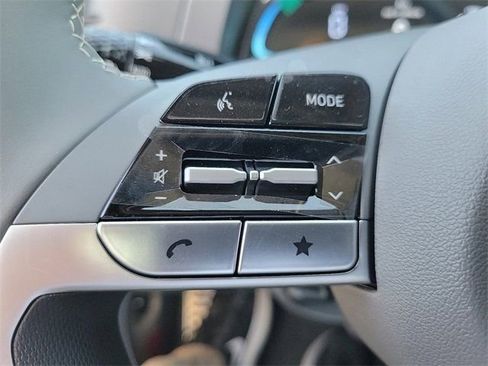 New 2025 Hyundai Elantra Sport image 8