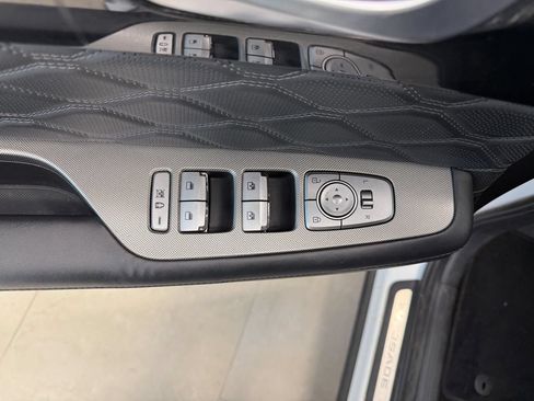 Used 2022 Hyundai Palisade Calligraphy FWD image 15