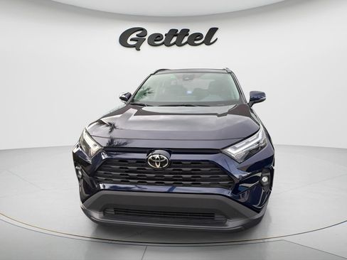 Used 2022 Toyota RAV4 XLE Premium FWD image 3