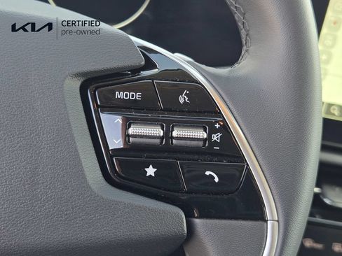 Certified 2024 Kia Niro Wind FWD image 22