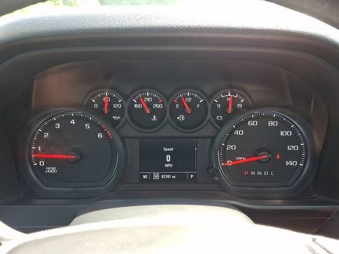Used 2020 Chevrolet Silverado 1500 Custom w/ Custom Value Package AWD/4WD image 19
