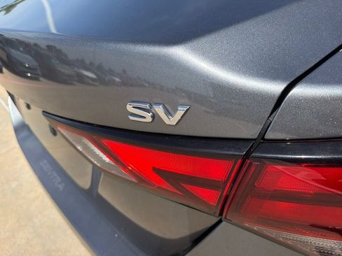 Used 2022 Nissan Sentra SV w/ Trunk Package FWD image 11
