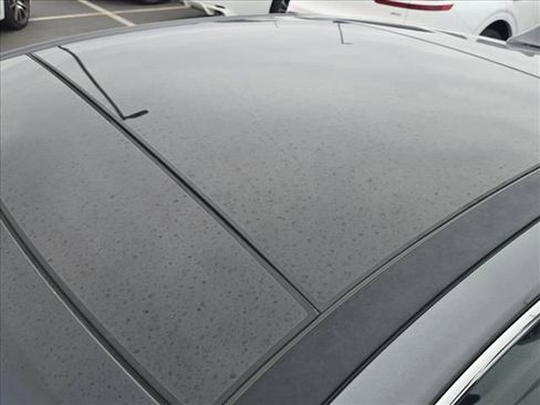 Used 2019 Genesis G70 2.0T Advanced w/ Dynamic Package image 7