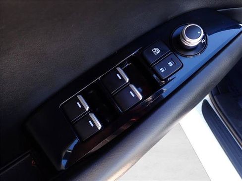 Used 2018 MAZDA MAZDA6 Touring FWD image 12