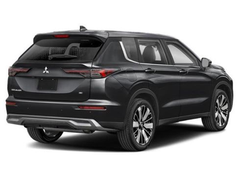 New 2025 Mitsubishi Outlander SE image 22