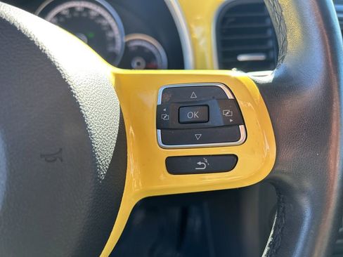 Used 2016 Volkswagen Beetle 1.8T SE image 19