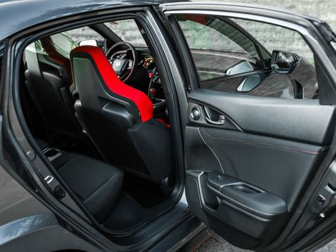 Used 2020 Honda Civic Type R image 17