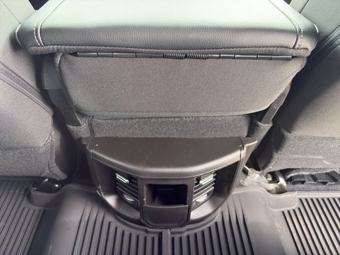 New 2026 RAM 2500 Tradesman AWD/4WD image 22