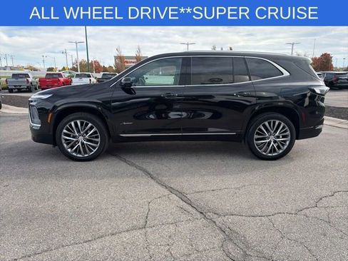 Used 2025 Buick Enclave Avenir w/ Super Cruise Package image 7