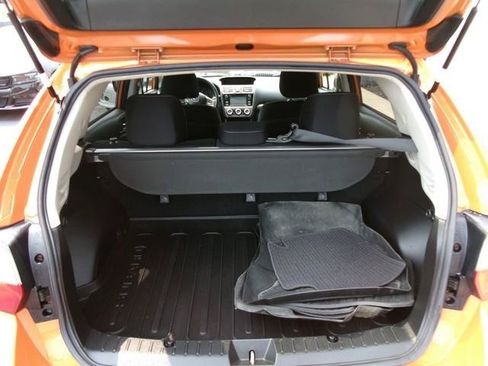 Used 2015 Subaru Crosstrek 2.0i Premium AWD/4WD image 25