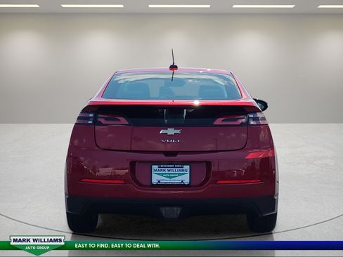 Used 2015 Chevrolet Volt Premium w/ Premium Trim Package FWD image 5