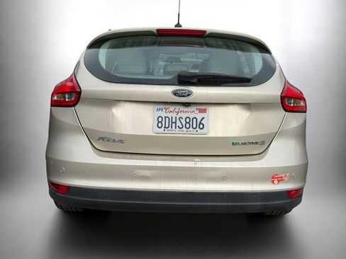Used 2017 Ford Focus Electric Hatchback image 21