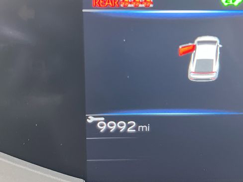 Used 2024 Toyota Prius XLE image 28