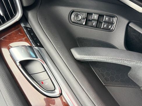 Used 2014 Porsche Panamera 4 image 22