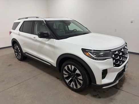 New 2026 Ford Explorer Platinum w/ LUX Leather Package AWD/4WD image 3