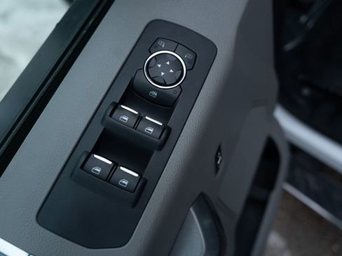 Used 2015 Ford F150 XLT w/ Equipment Group 302A Luxury image 17