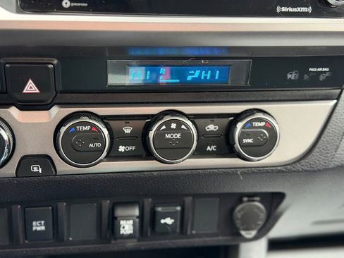 Used 2023 Toyota Tacoma SR5 w/ Black Out Package (TMS) image 15