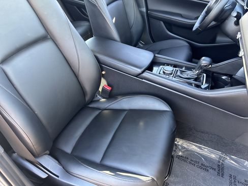 Used 2025 MAZDA MAZDA3 s image 9